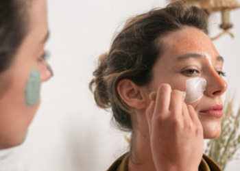 ¿Cómo tratar el enrojecimiento facial?